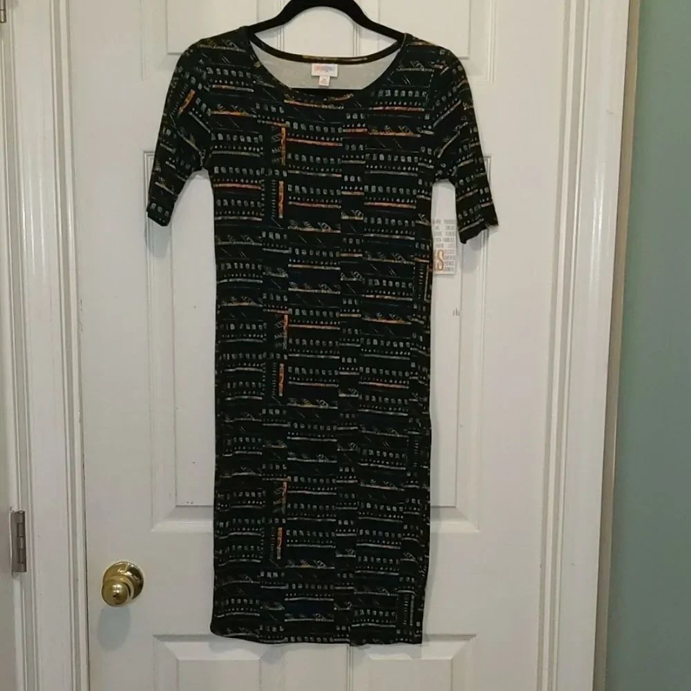 LulaRoe Julia black printed Dress Sz XS NWT